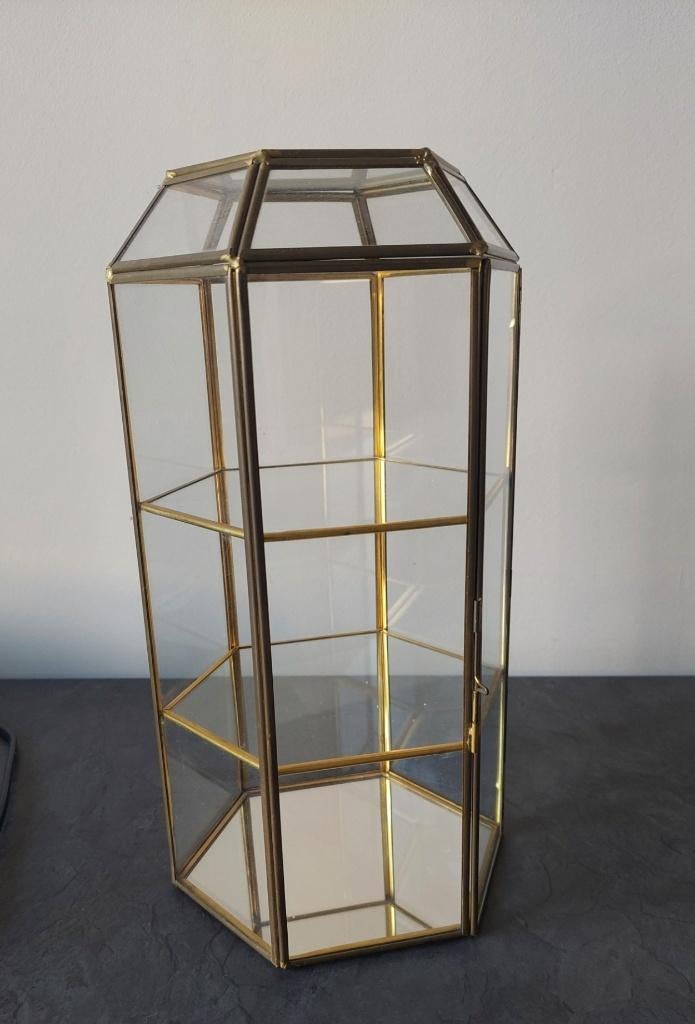 prachtig glazen vitrinekastje - 28 cm hoog bij 13 cm breed, Huis en Inrichting, Minder dan 50 cm, Ophalen of Verzenden, Zo goed als nieuw
