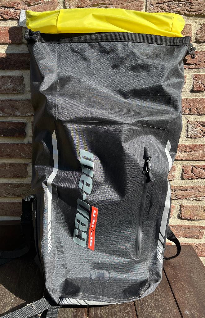 Waterdichte rugzak motor, Ophalen, Zo goed als nieuw