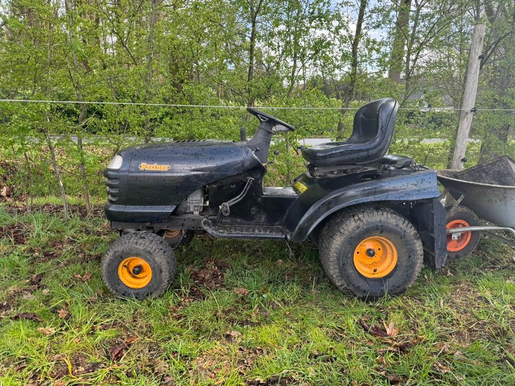 Zitmaaier / trekker Partner 20PK, Enlèvement, Utilisé