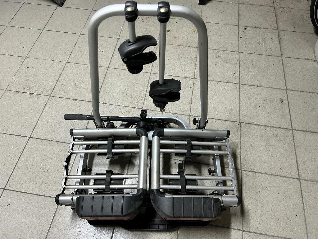 Thule fietsendrager voor 2 normale fietsen, Ophalen, 2 fietsen, Gebruikt, Trekhaakdrager