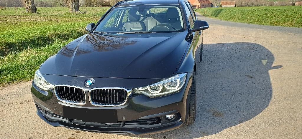 BMW 318I Verkoop wegens bedrijfswagen, Auto's, Zwart, Leder, 5 deurs, Particulier
