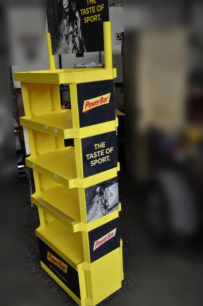 GRANDE ETAGERE SUR ROULETTES, Enlèvement