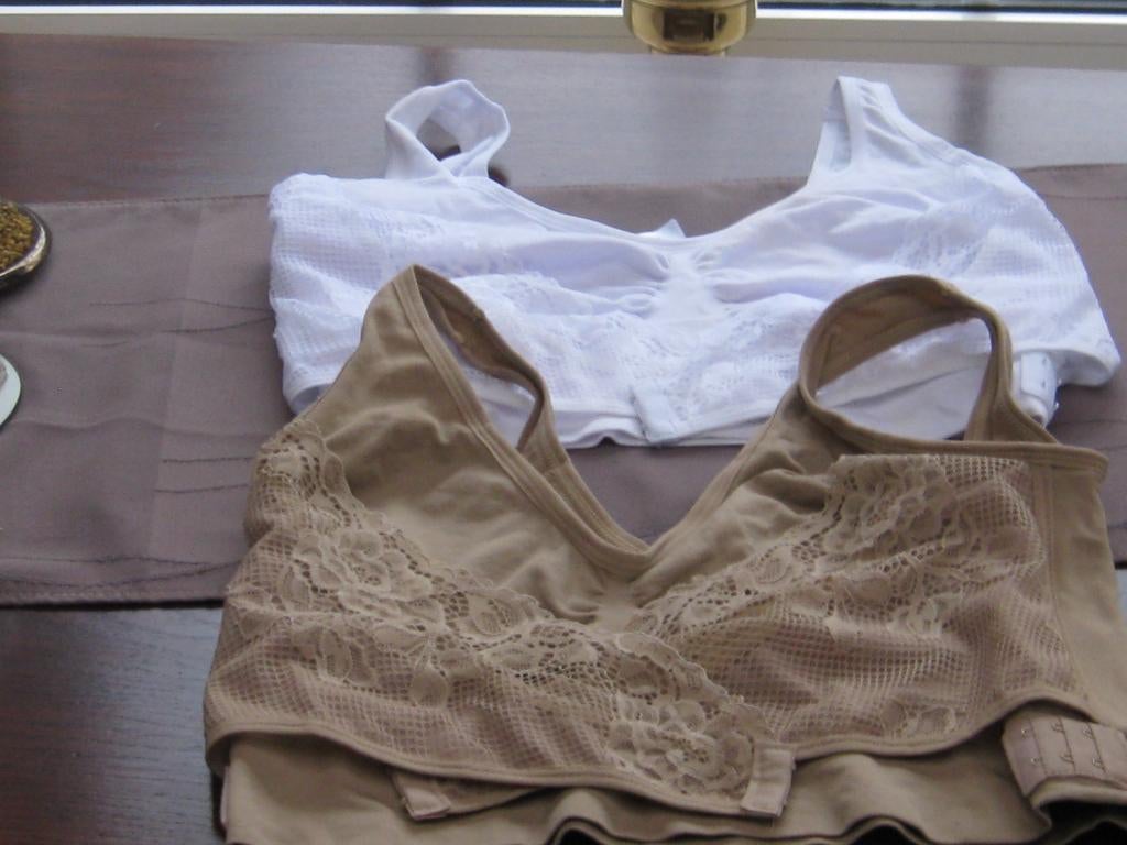 3 Nieuwe Pusch Up Bra, Comfortisse, Ophalen of Verzenden, Zwart, BH