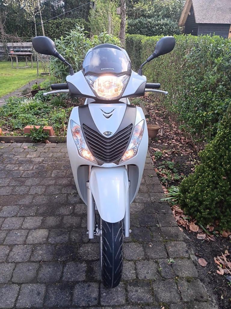 Honda SH 125cc i, Motos, Particulier, Scooter