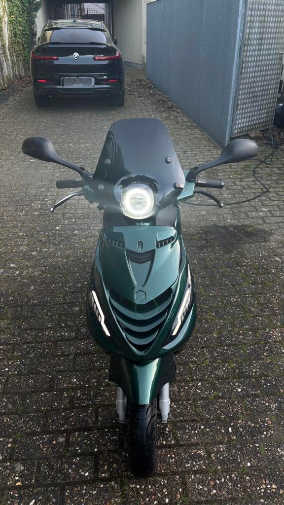 2018 Piaggio Zip i-GET 50cc A-Klasse, Fietsen en Brommers, Scooters | Piaggio, Ophalen, Zip, Klasse A (25 km/u), Zo goed als nieuw