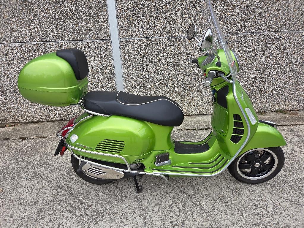 VESPA, Fietsen en Brommers, Brommers | Vespa, Ophalen, 300 cc, Zo goed als nieuw