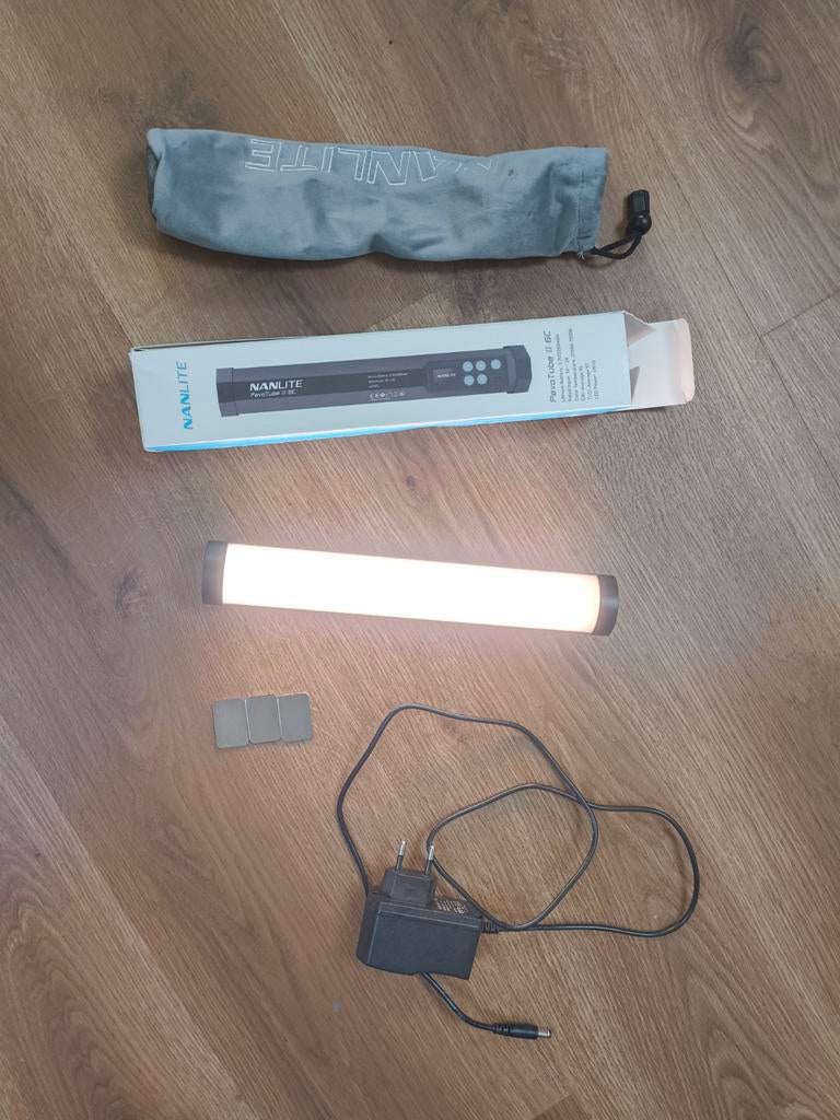 NanLite Pavotube II 6C lamp, Ophalen