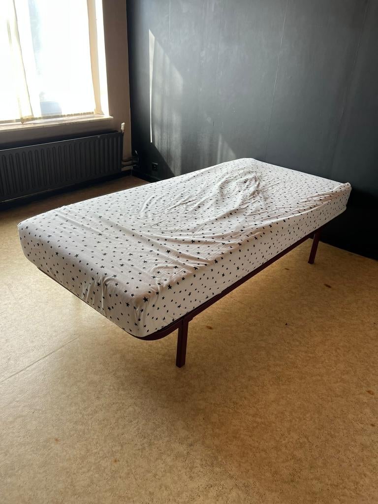 2-in-1 bed uitschuifbaar logeerbed met uitklapbare poten, Ophalen, Verstelbaar, 90 cm, Eenpersoons