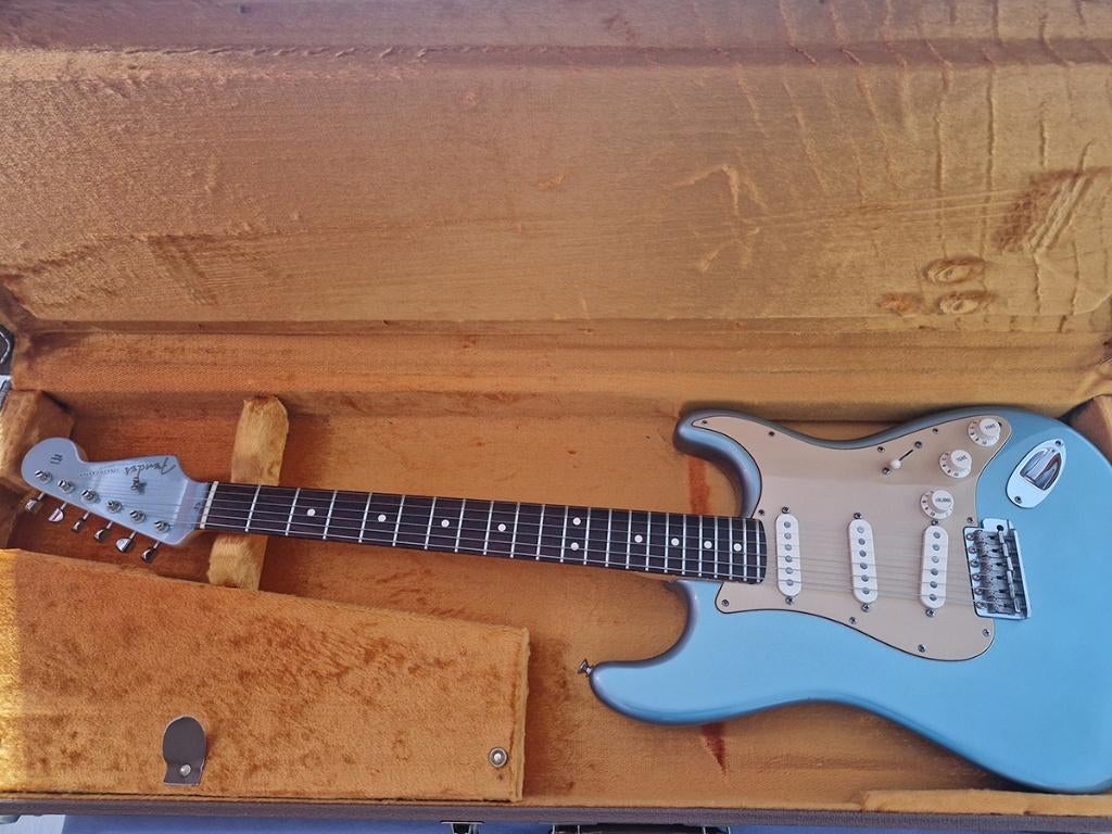 Fender USA FSR 2005-7 Deluxe Vintage Player '62, Enlèvement, Utilisé, Solid body, Fender