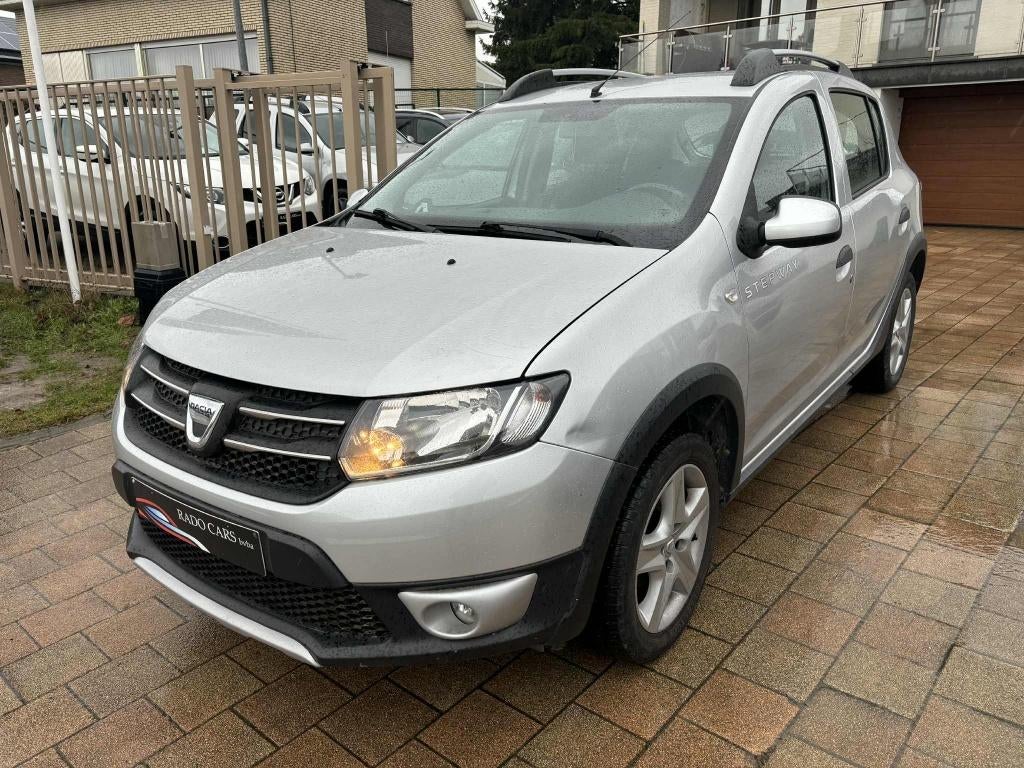 Dacia Sandero essence 08/2014, Autos, Dacia, Achat, Entreprise, Boîte manuelle, 124 g/km