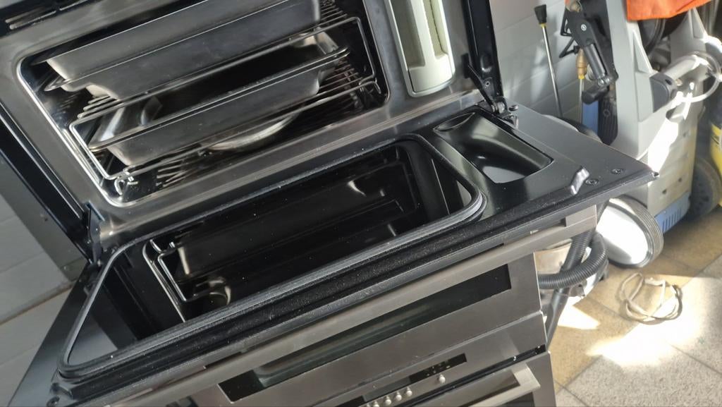 Atag inbouwtoestellen en inductie kookplaat, Elektronische apparatuur, Ovens, Ophalen, Oven