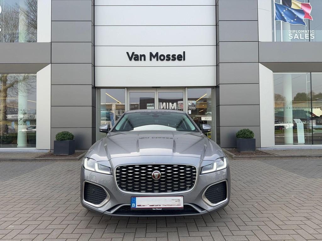 Jaguar XF D200 SE AWD (bj 2025, automaat), Auto's, Jaguar, Automaat, 4 deurs, 1869 kg, Gebruikt