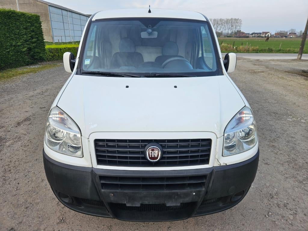 FIAT DOBLO Bj2009 LICHTE VRACHT, Auto's, Bestelwagens en Lichte vracht, Stof, Diesel, Euro 4, Particulier