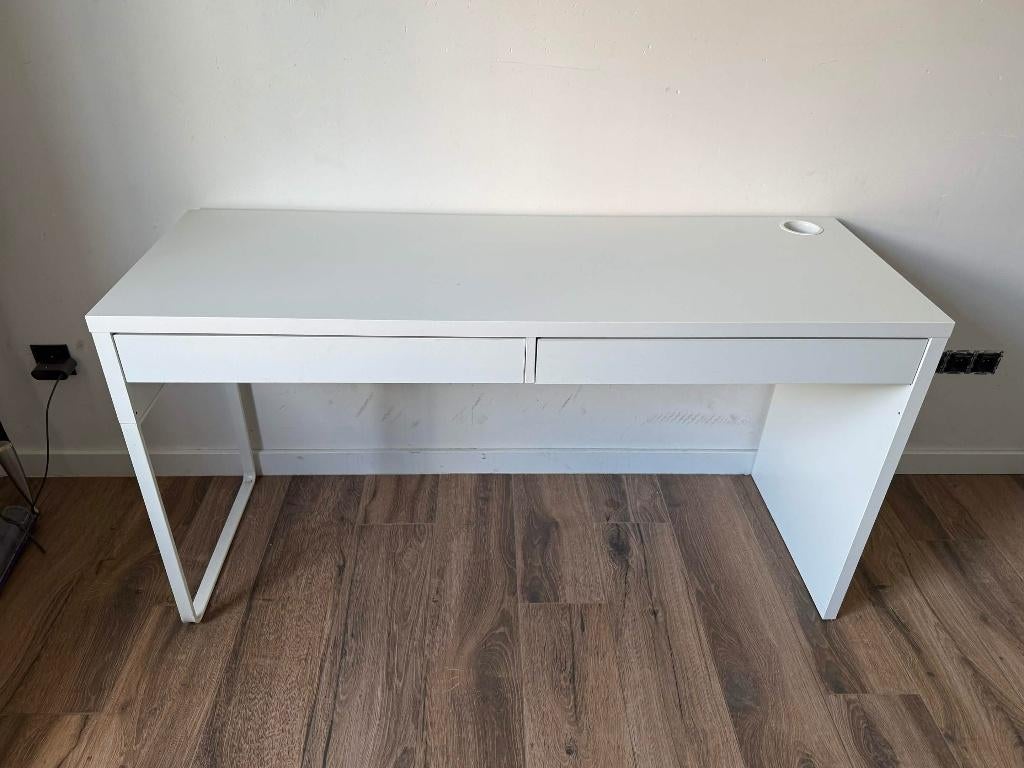 bureau, Huis en Inrichting, Bureaus, Ophalen, Gebruikt, Spaanplaat of MDF, IKEA