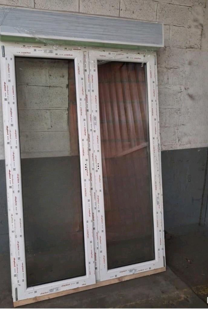 Porte-fenêtre PVC blanc - 1m 45 / 2m10 - 450 €, Enlèvement ou Envoi, Neuf
