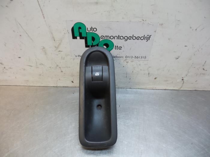 Commutateur vitre électrique d'un Renault Megane (Megane 2, Autos : Pièces & Accessoires, Renault, -, 3 mois de garantie, Utilisé