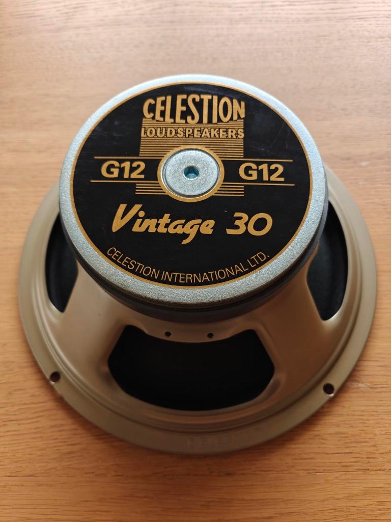 Celestion Vintage 30 G12 speaker, Musique & Instruments, Instruments à corde | Guitares | Électriques, Enlèvement ou Envoi, Comme neuf