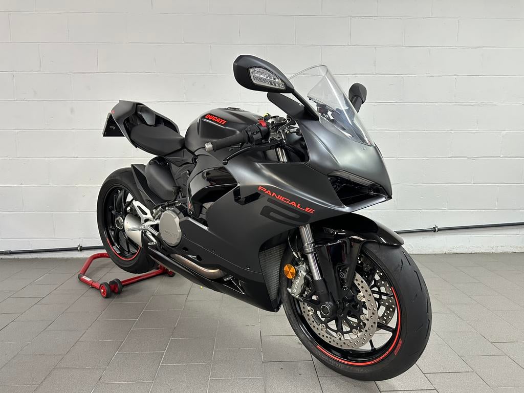 DUCATI PANIGALE V2 ***DUCATI SAMBREVILLE***
