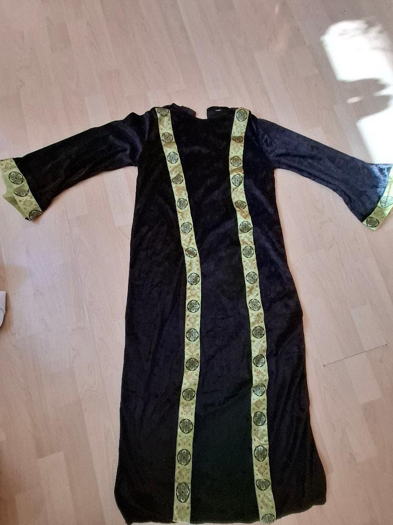 Ensemble de déguisements, Enlèvement, Utilisé