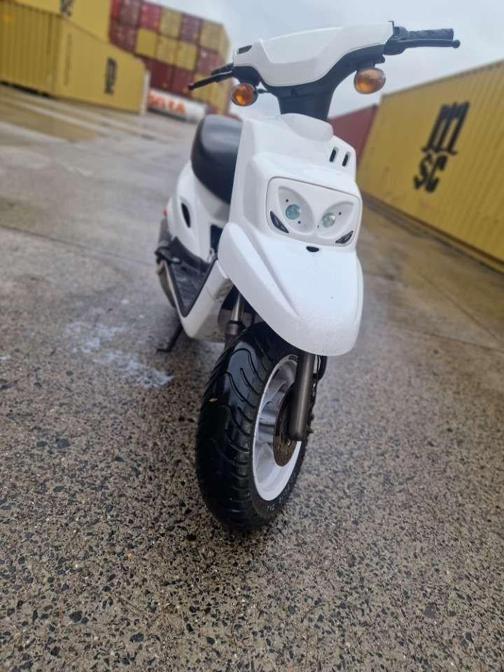 Booster 70cc dr, Ophalen of Verzenden, Zo goed als nieuw