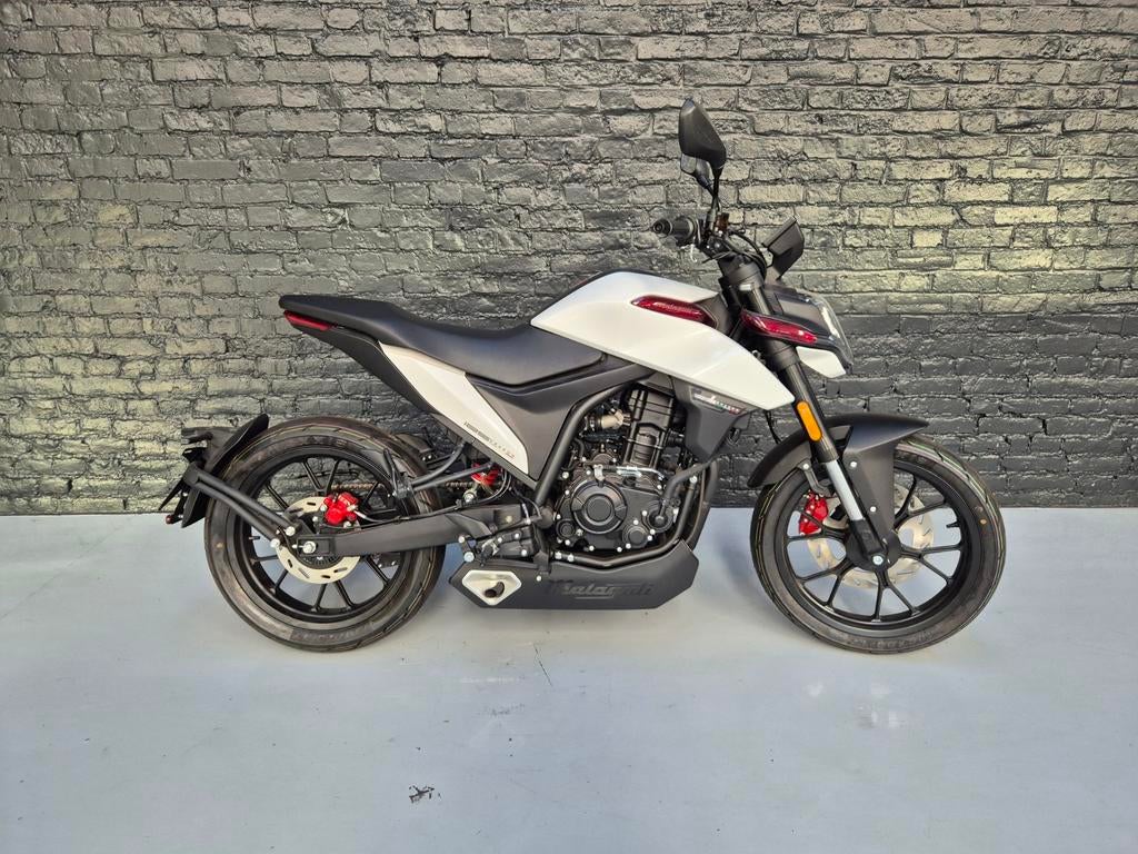Nieuwe Malaguti Drakon 125cc – met daginschrijving, Motoren, Motoren | Overige merken, Bedrijf, Naked bike, 11 kW of minder, 1 cilinder