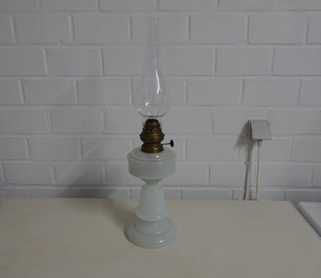 antieke olielamp in heel goede staat, Ophalen of Verzenden