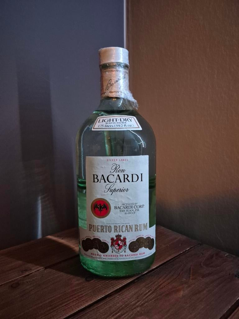 Bacardi 1970' 1.75L, Ophalen