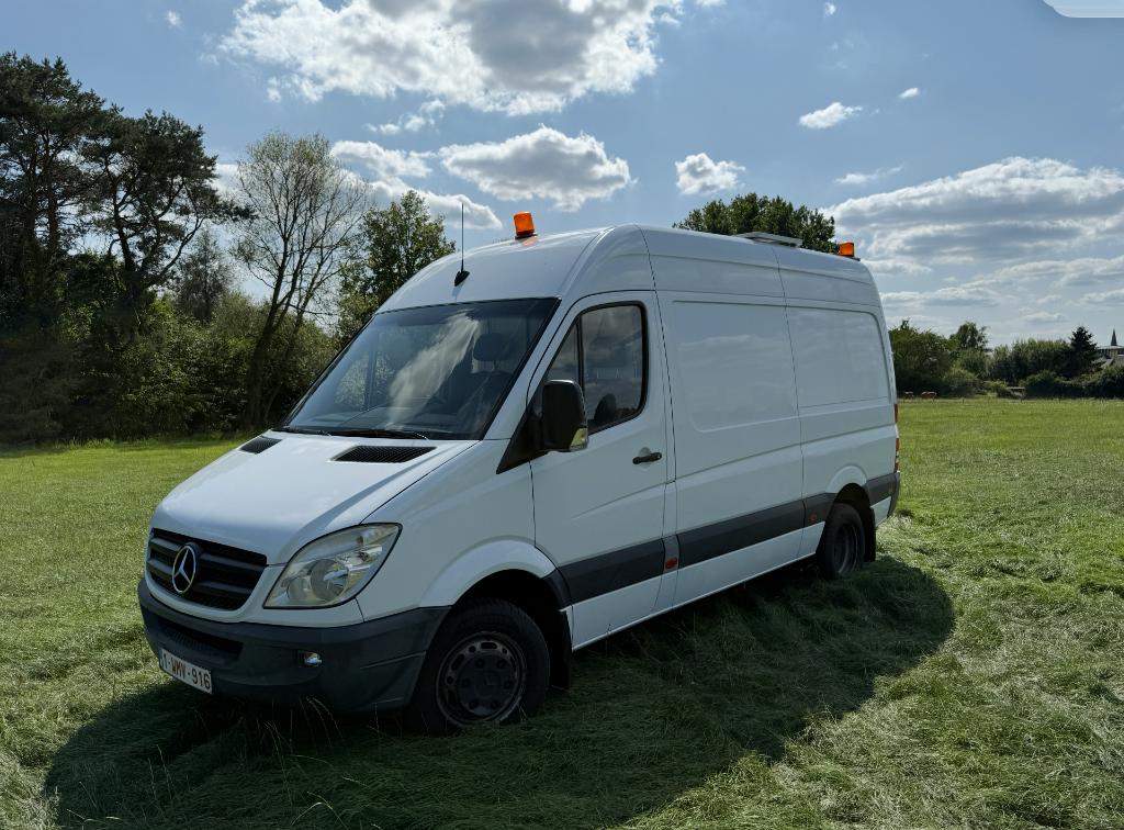 Mercedes Sprinter Off-Grid Stealth Camper, Toilette à cassette, Caméra de recul, Boîte manuelle, Mercedes-Benz