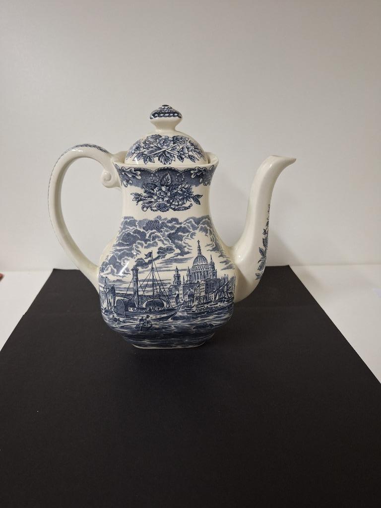 Théière Enoch Wedgewood, Antiquités & Art, Antiquités | Services (vaisselle) pièces, Enlèvement ou Envoi