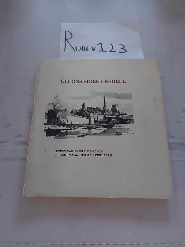 Uit ons eigen erfdeel, Boeken, Ophalen of Verzenden, Zo goed als nieuw