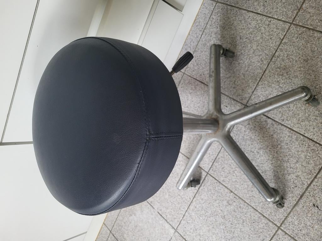 Kapperstoel 20 euro!, Ophalen, Zo goed als nieuw