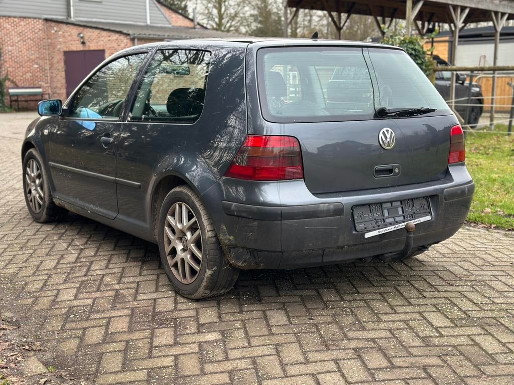 Volkswagen Golf 4 1.6 16v 2002 Climatisation 750€, Autos, Argent ou Gris, Achat, Entreprise, Boîte manuelle
