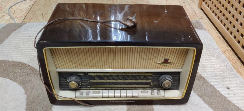 Vintage radio, Antiek en Kunst, Ophalen
