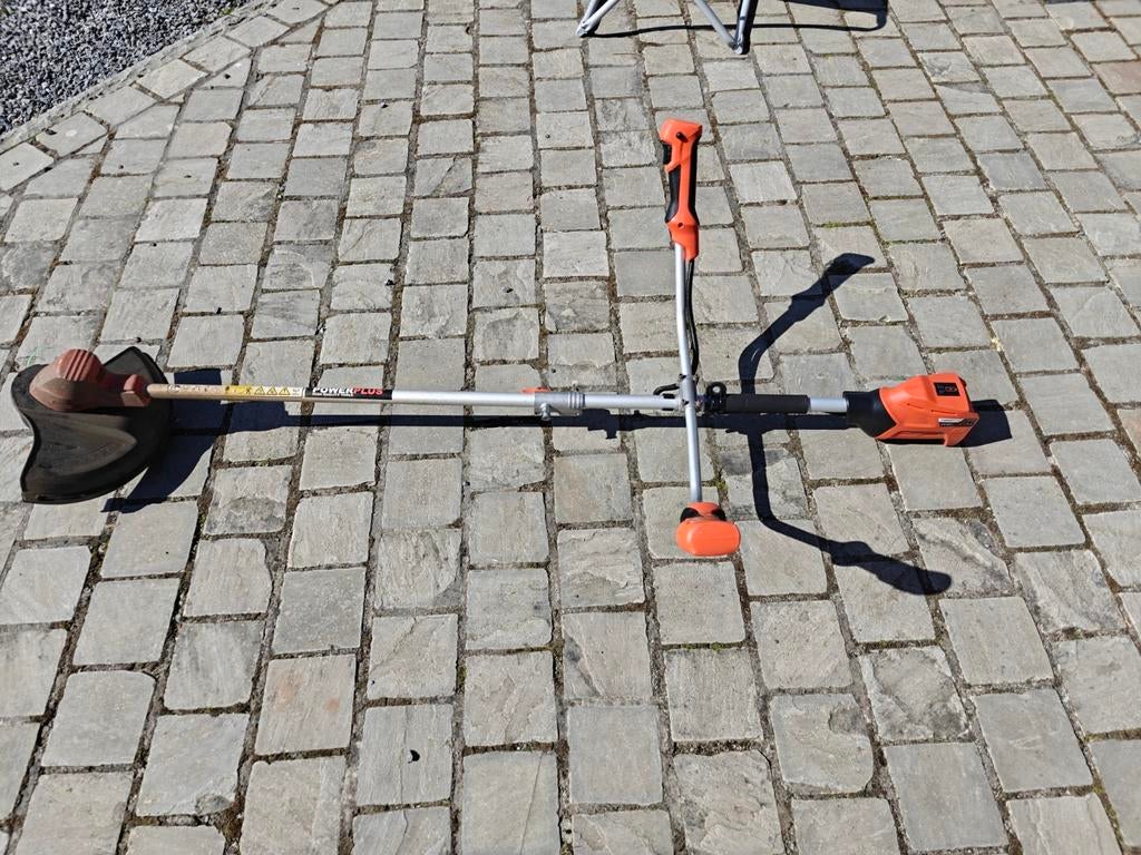 Débroussailleuse électrique à réparer., Jardin & Terrasse, Débroussailleuses, Utilisé, Électrique, Enlèvement