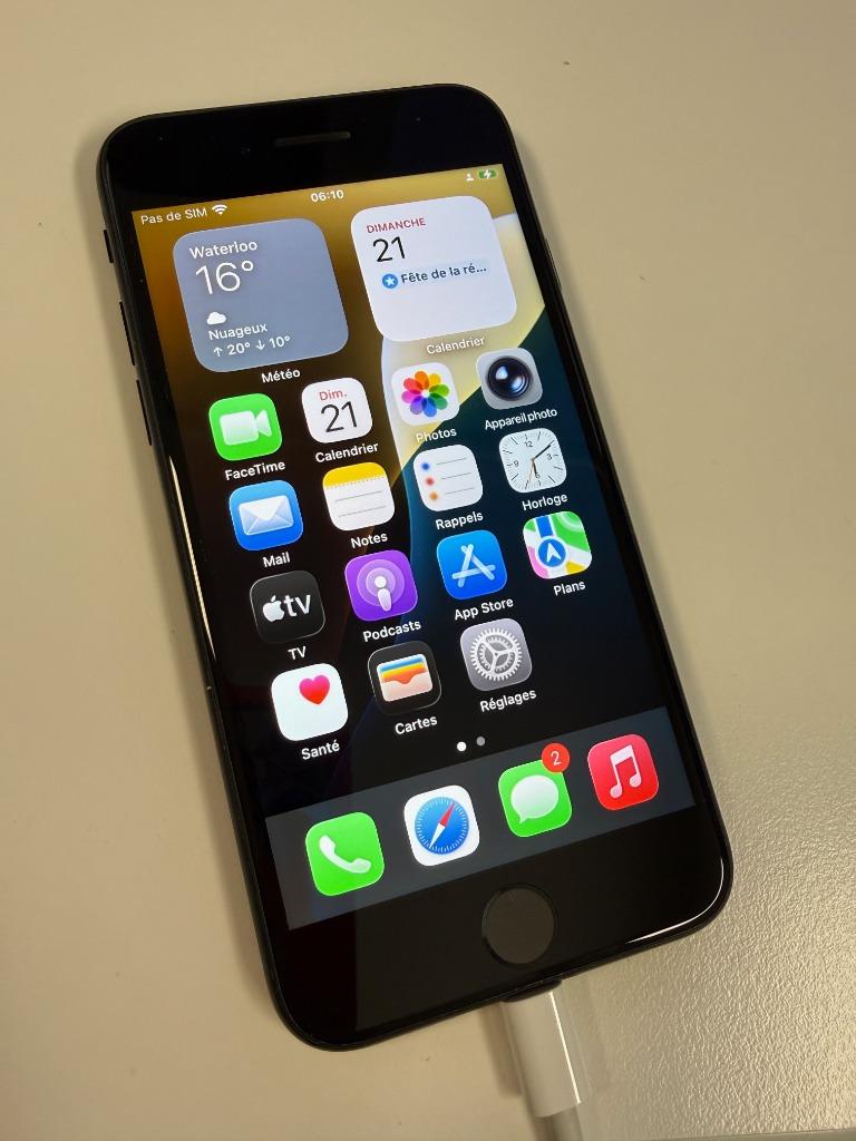 iPhone SE 64Gb noir (modele 2020), Enlèvement ou Envoi, Utilisé, 64 GB, Sans abonnement