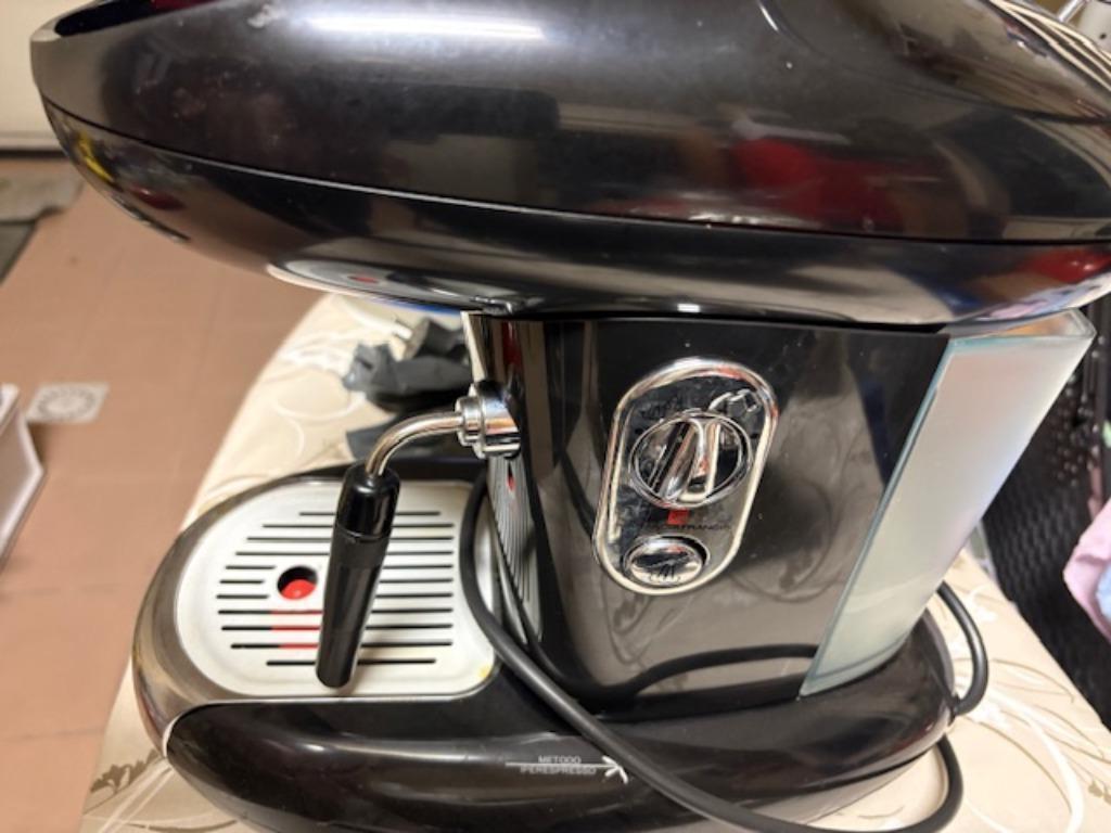 Koffiemachine Illy met capsules en melkopschuimer, 4 tot 10 kopjes, Ophalen of Verzenden, Zo goed als nieuw, Koffiemachine