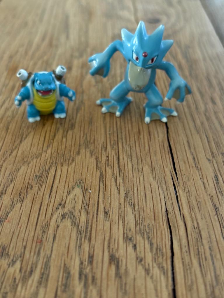 Pokemon mini figuur, Verzamelen, Poppetjes en Figuurtjes, Ophalen, Zo goed als nieuw