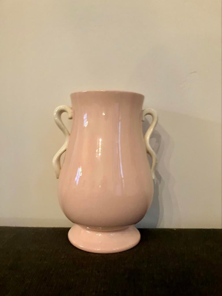 Vase Rose - Boch Keramis Raymond Chevallier, Antiquités & Art, Antiquités | Céramique & Poterie, Enlèvement ou Envoi