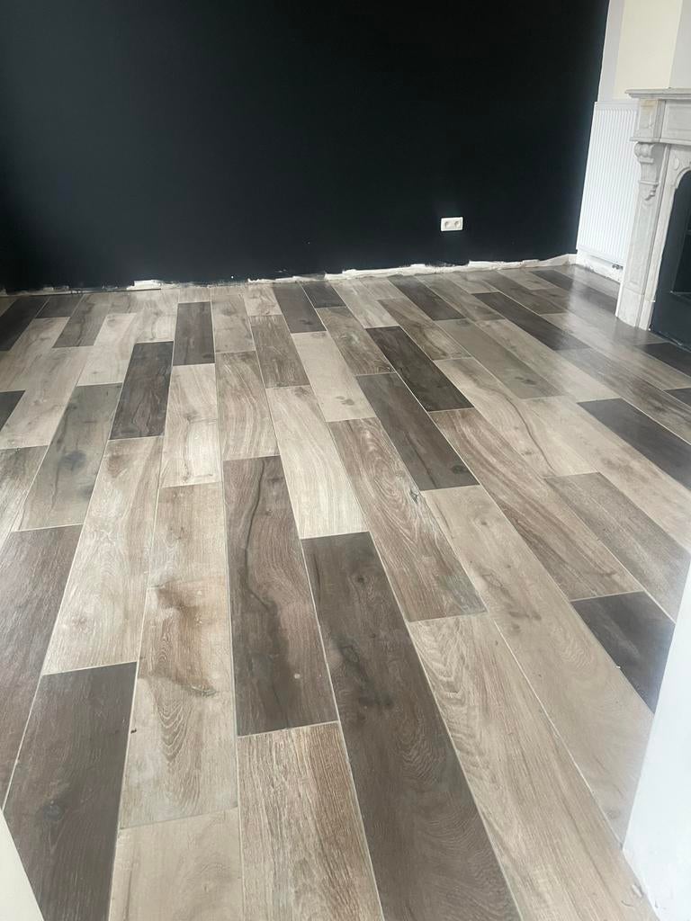 Italiaanse keramische tegels overschot, Doe-het-zelf en Bouw, Tegels, Zo goed als nieuw, Vloertegels, Keramiek, 60 cm of meer