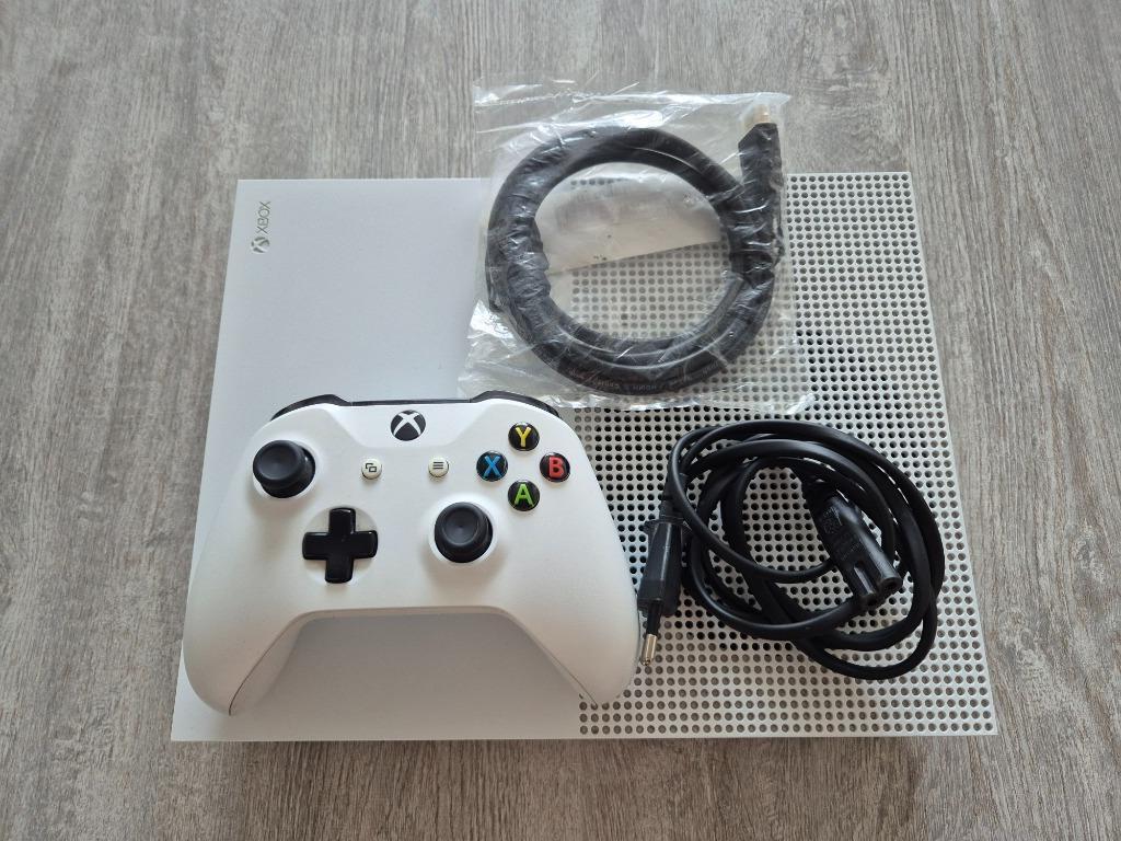 XBOX ONE S 1TB + 8 GAMES, Games en Spelcomputers, Spelcomputers | Xbox One, Gebruikt, Xbox One S, 1 TB, Met 1 controller, Met games