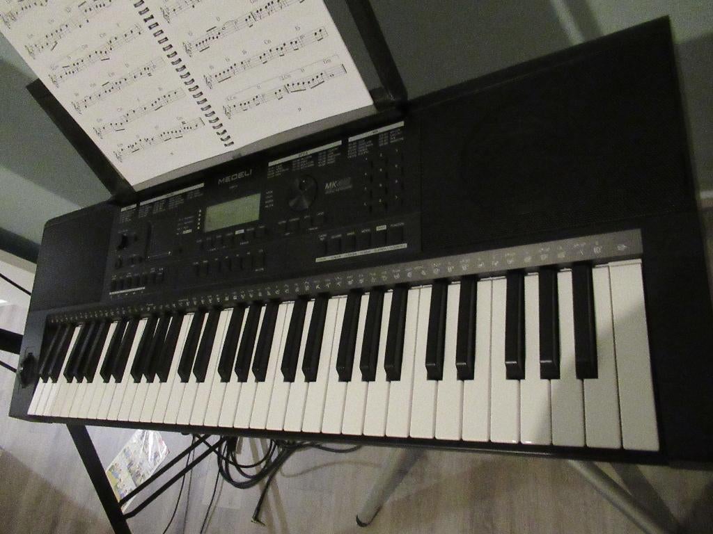 Keyboard, Ophalen, 61 toetsen, Zo goed als nieuw, Midi-aansluiting