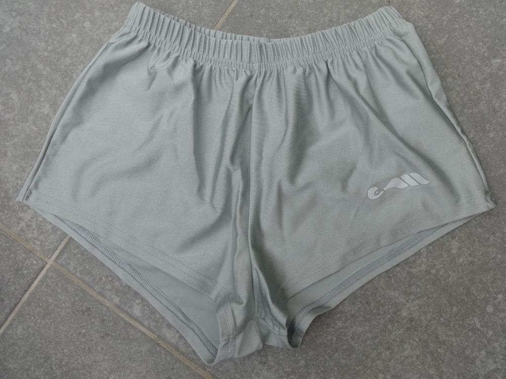 Short gymnastique, Sport en Fitness, Turnen, Ophalen of Verzenden, Zo goed als nieuw, Grijs, Turnpak(je)