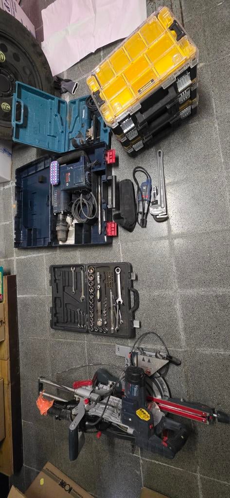 Outils professionnels comme neufs Les boîtes Stanley sont ne