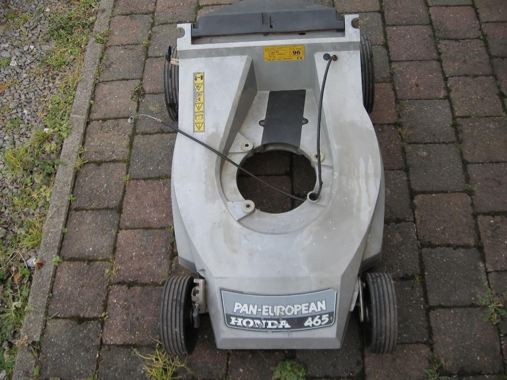 Châssis de tondeuse HONDA 46 CM , traction et châssis OK, Honda, Tondeuse rotative, Tondeuses à gazon à essence, 40 à 49 cm