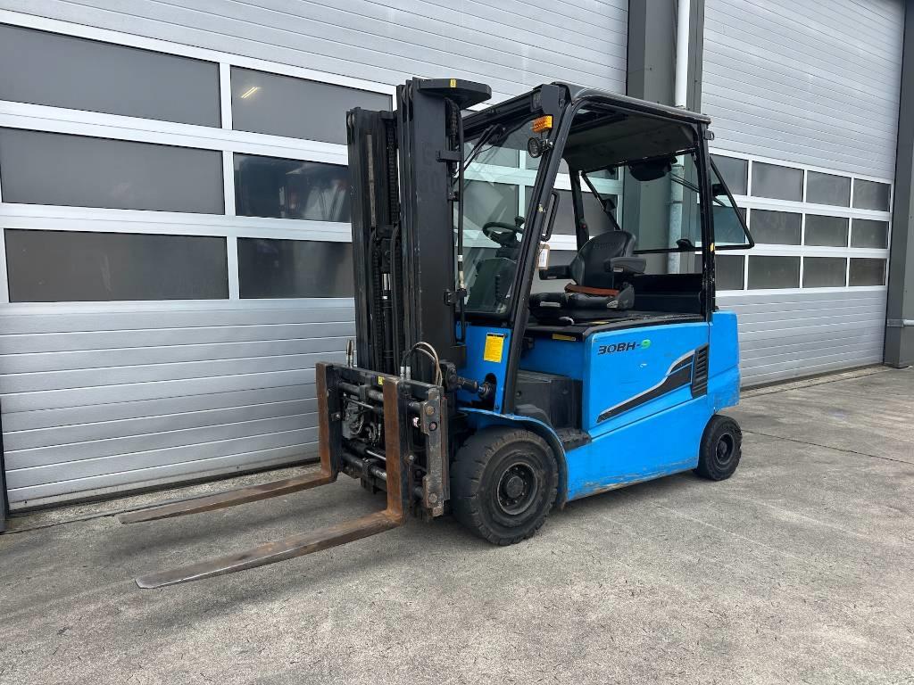 Hyundai 30BH-9 - 3ton - 3000kg heftruck elektrisch Triplex, Zakelijke goederen, Machines en Bouw | Heftrucks en Intern transport