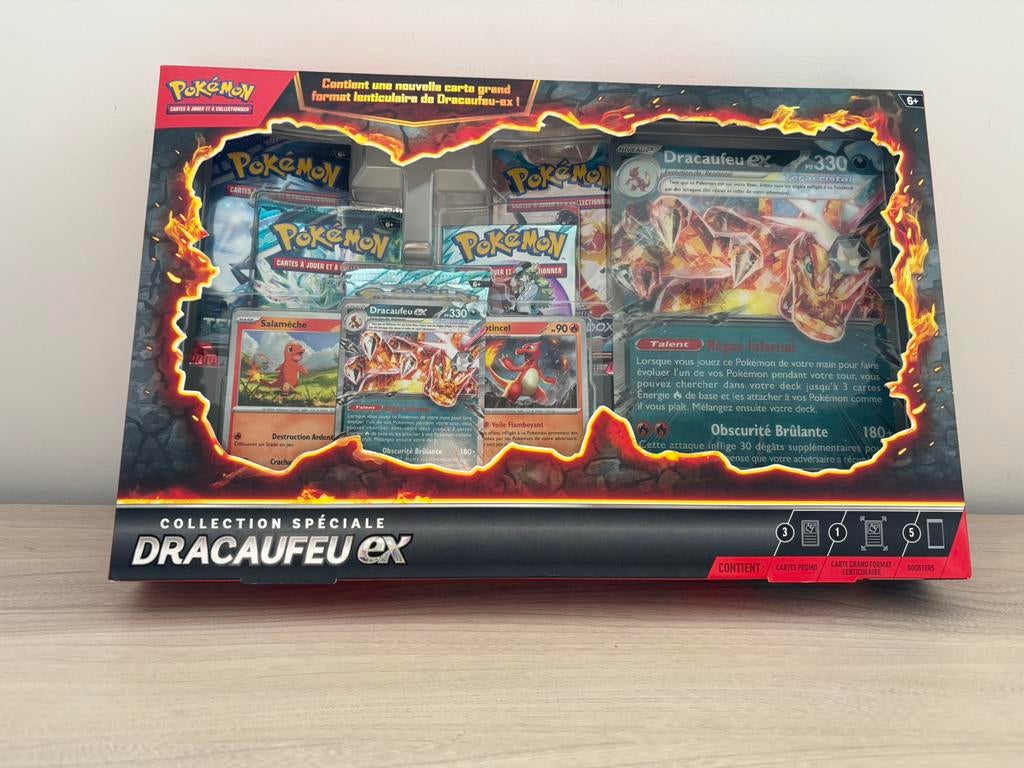 Coffret Dracaufeu EX de la spéciale Pokémon — Charizard EX, Enlèvement ou Envoi, Booster