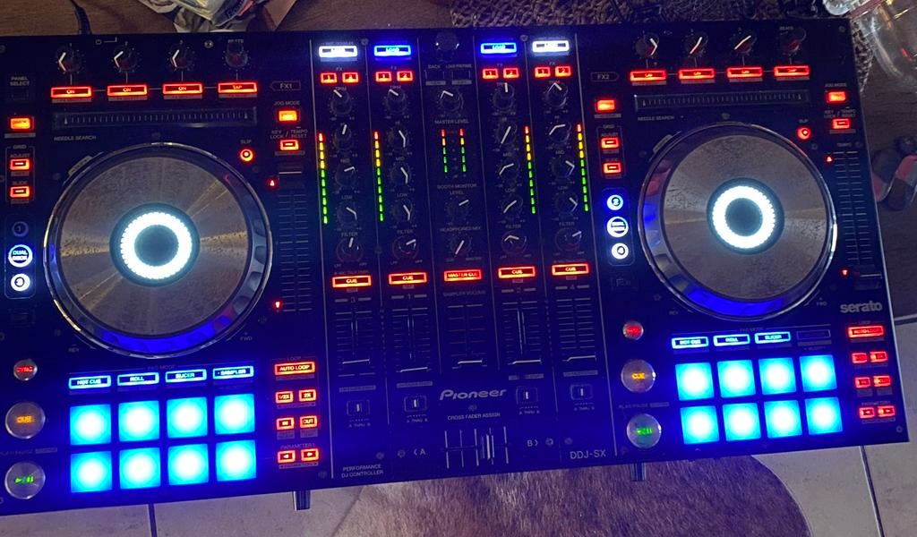 Pioneer DDJ SX + UDG Travel bag, Enlèvement, Platine, Pioneer