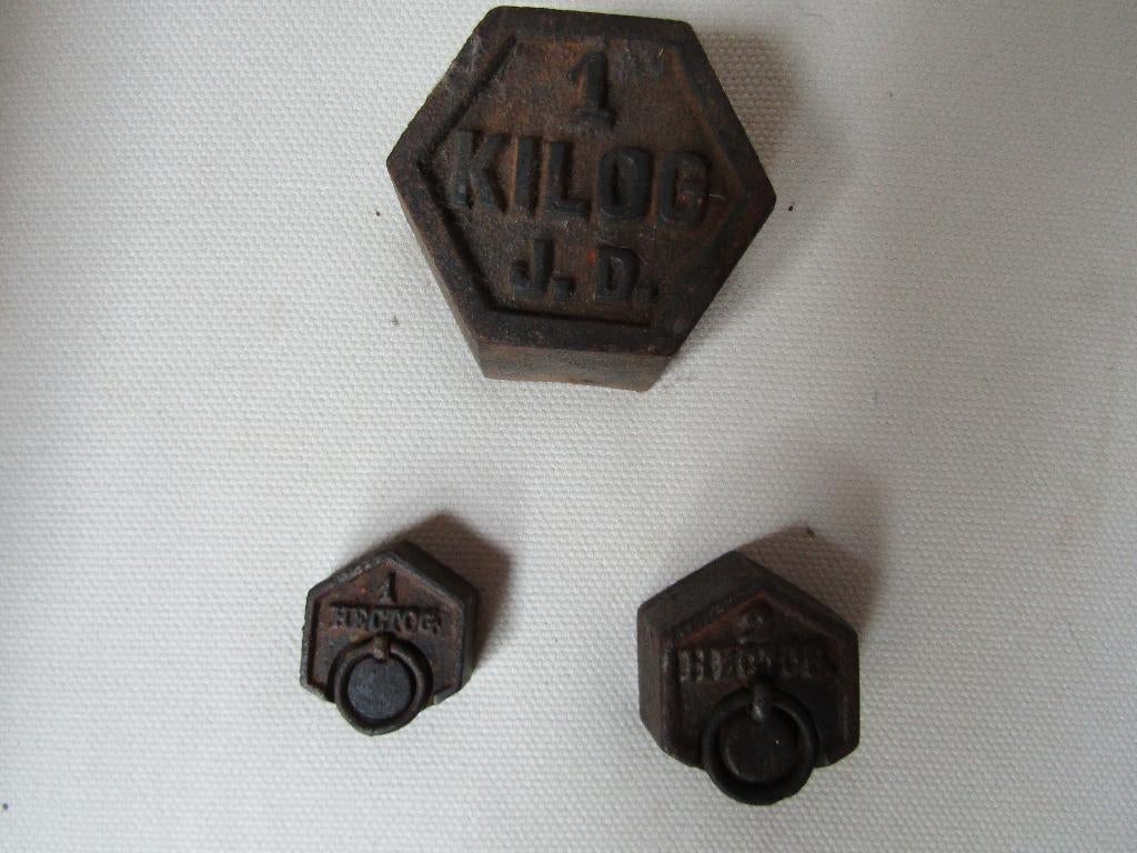 Splendides poids français hexagonal en fonte, Hecto et Kg, Enlèvement ou Envoi