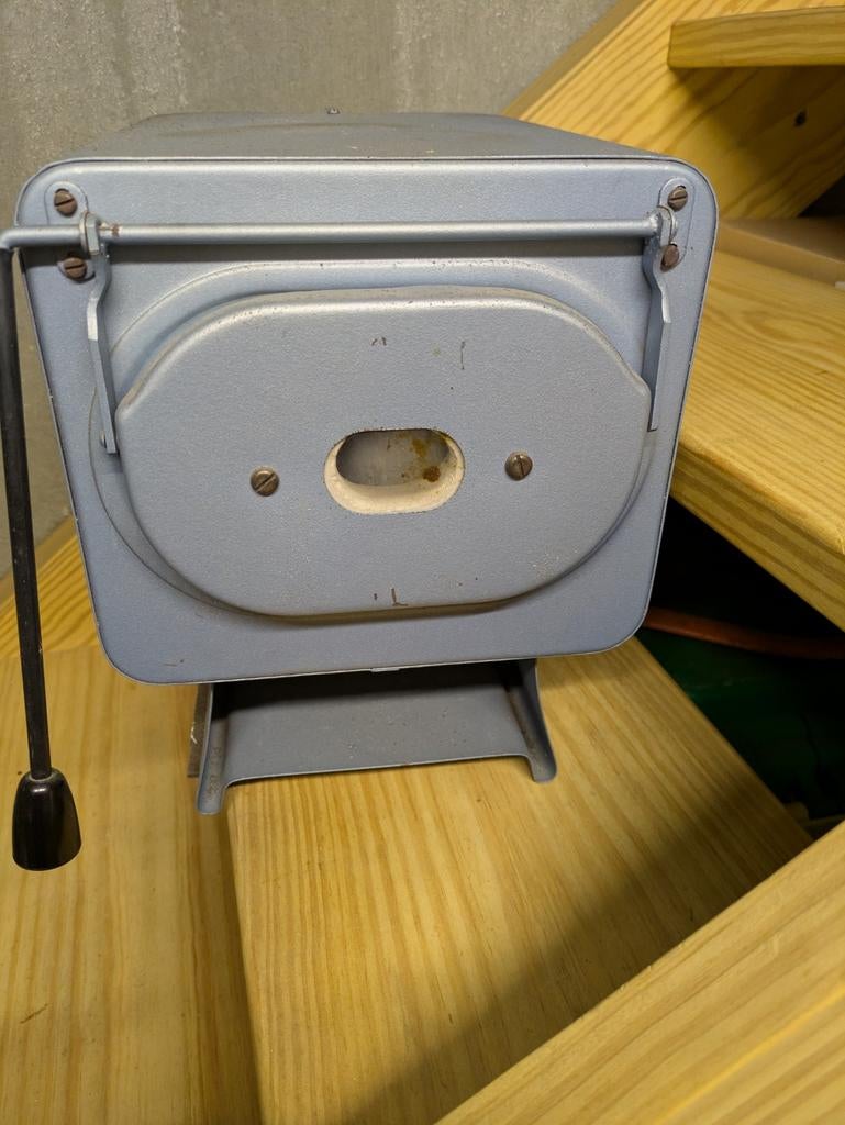 Emaille oven en poeder, Ophalen