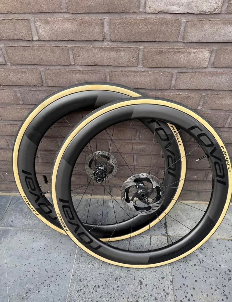 Roval cl 2, Ophalen, Zo goed als nieuw